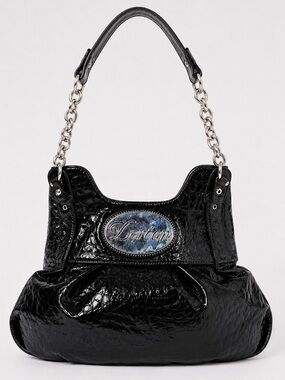 2005 Dereon Black Patent Shoulder Bag with Silver Chain and Logo Plaque Y2K
